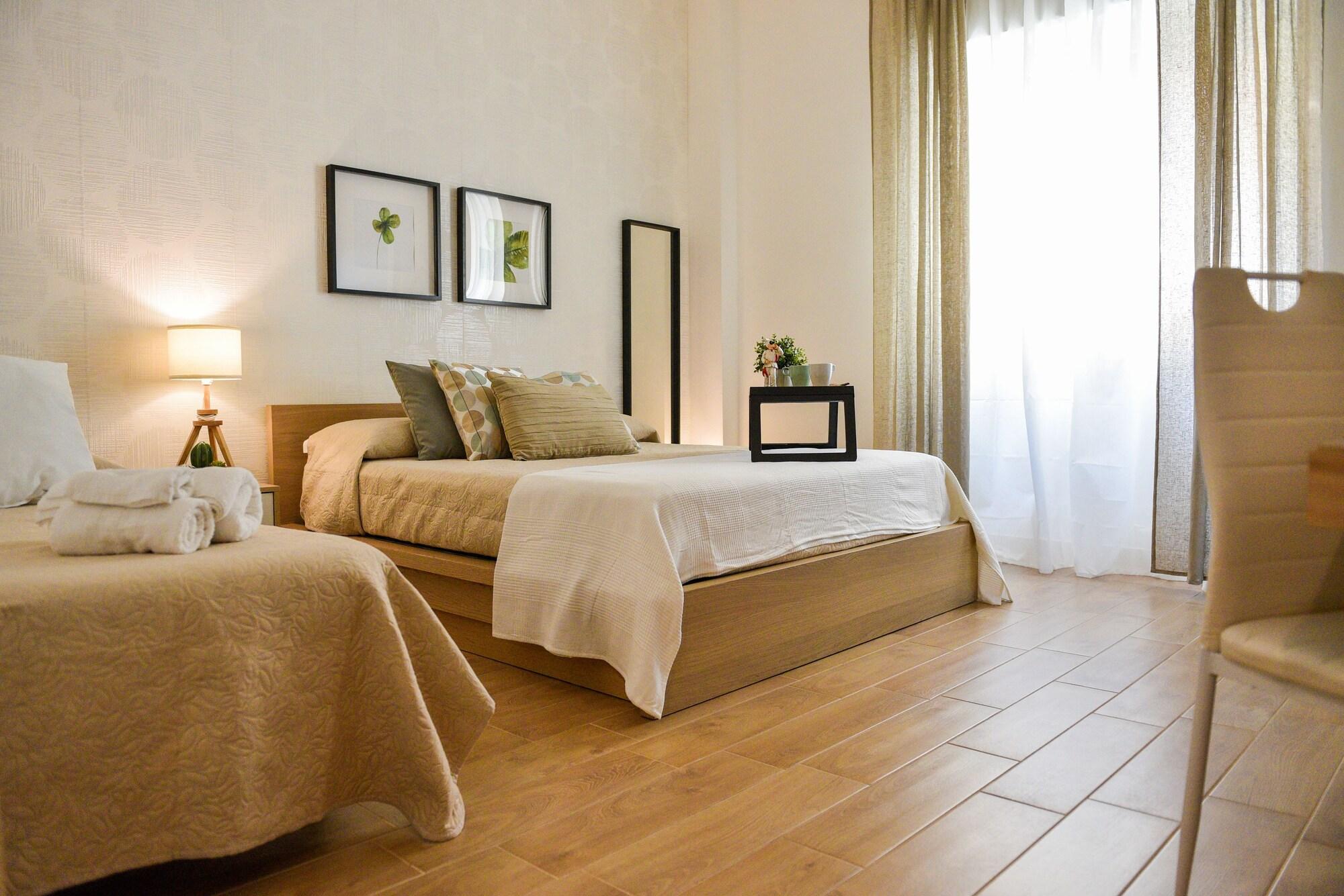 B&B Portafortuna Lucky Charm Salerno Bagian luar foto