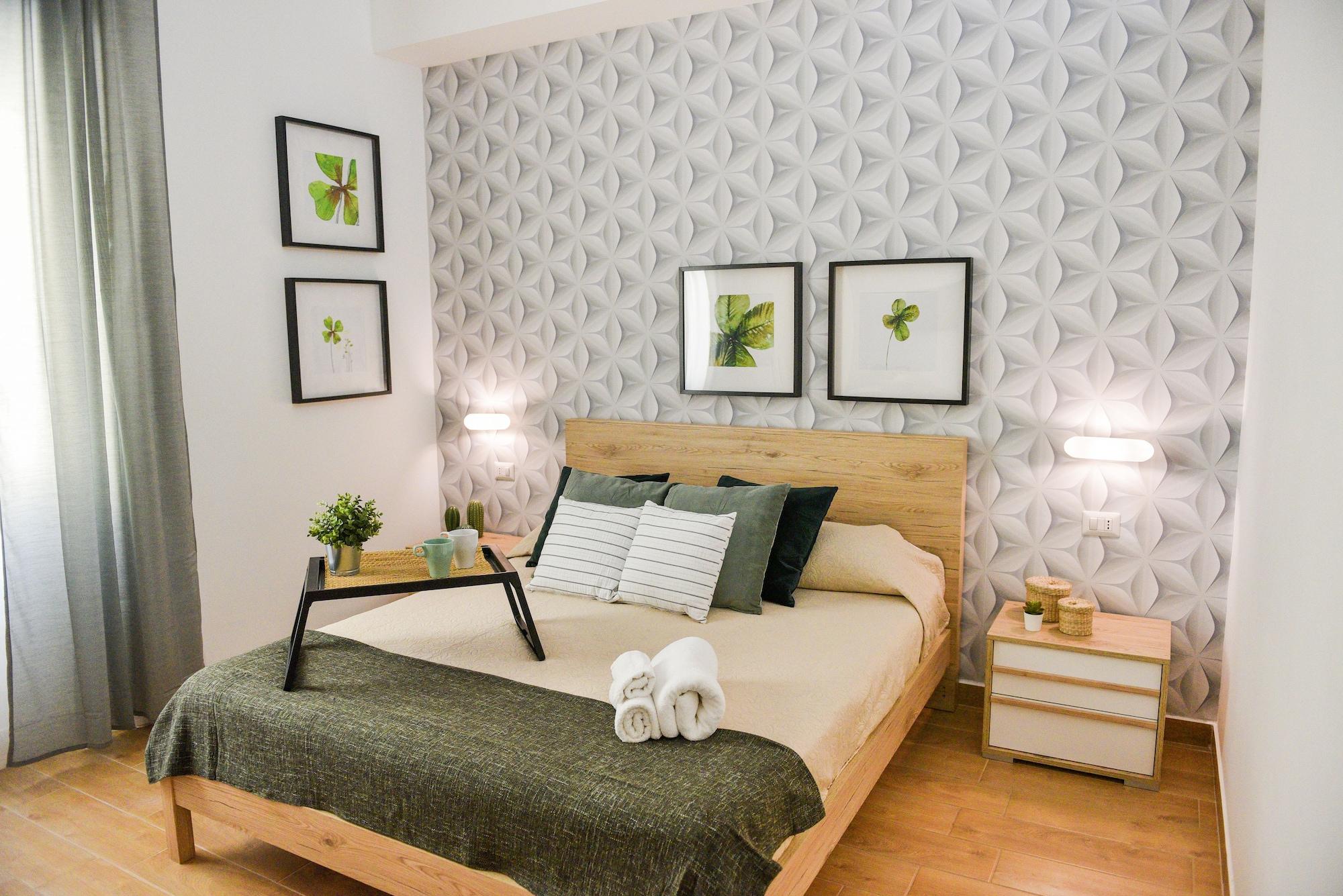 B&B Portafortuna Lucky Charm Salerno Bagian luar foto